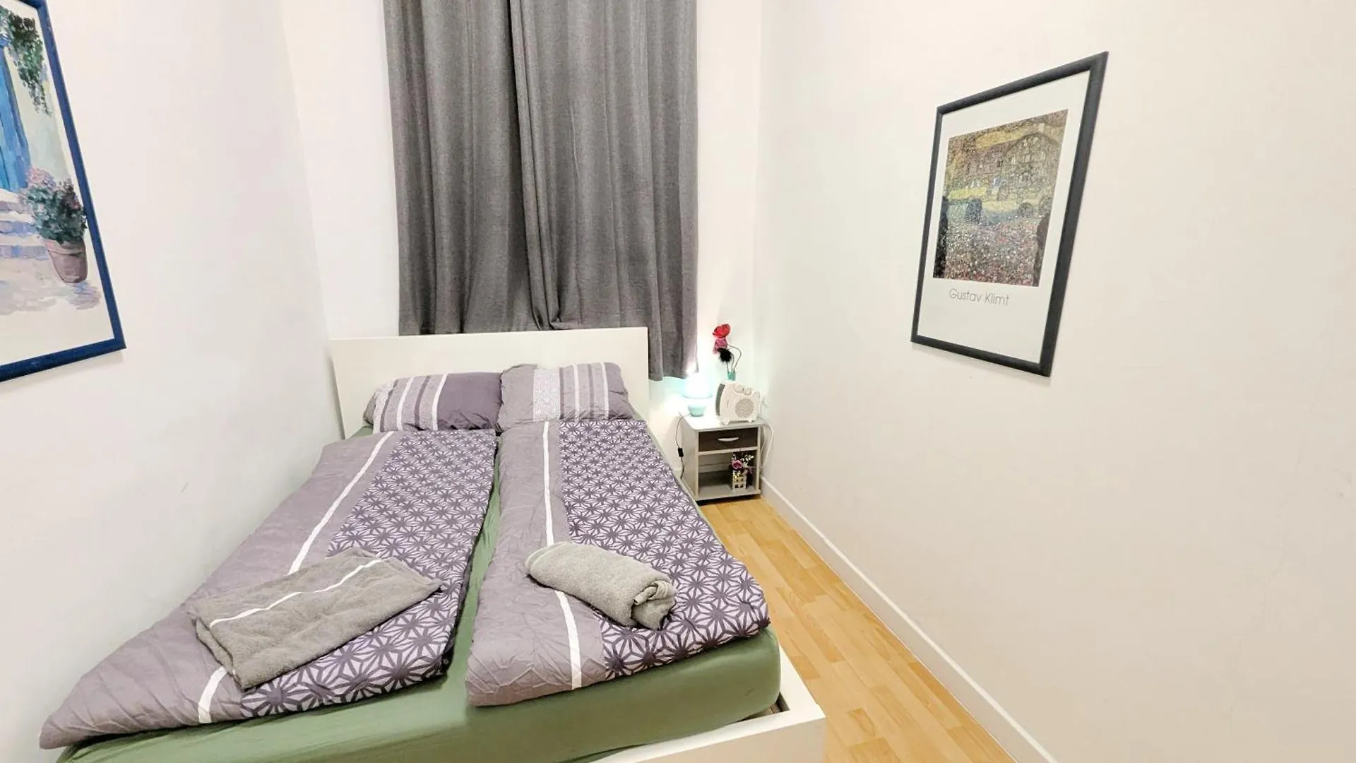 Comfortable Rooms In Lugner City Area Vienna Homestay