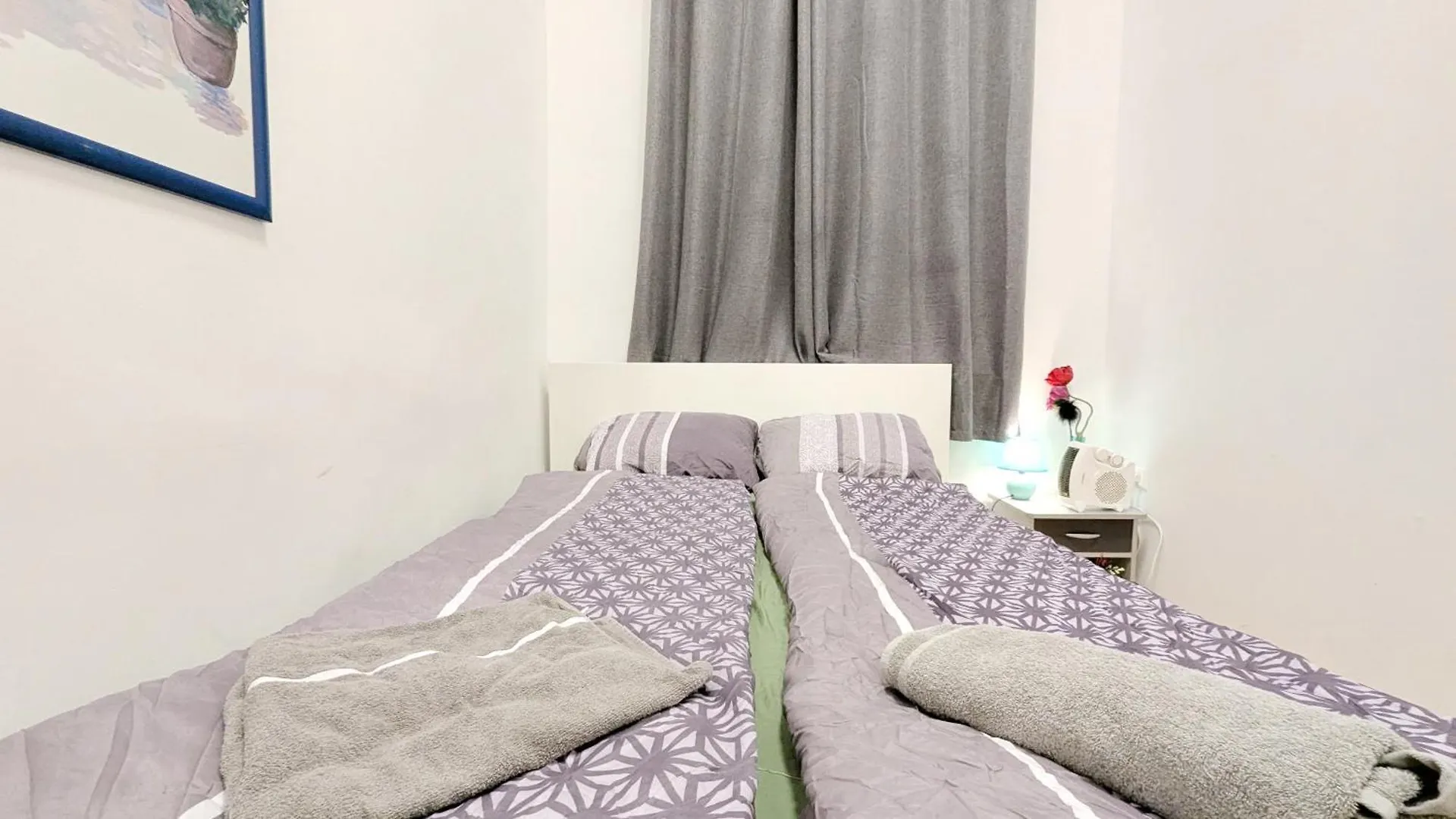 Comfortable Rooms In Lugner City Area Vienna Austria