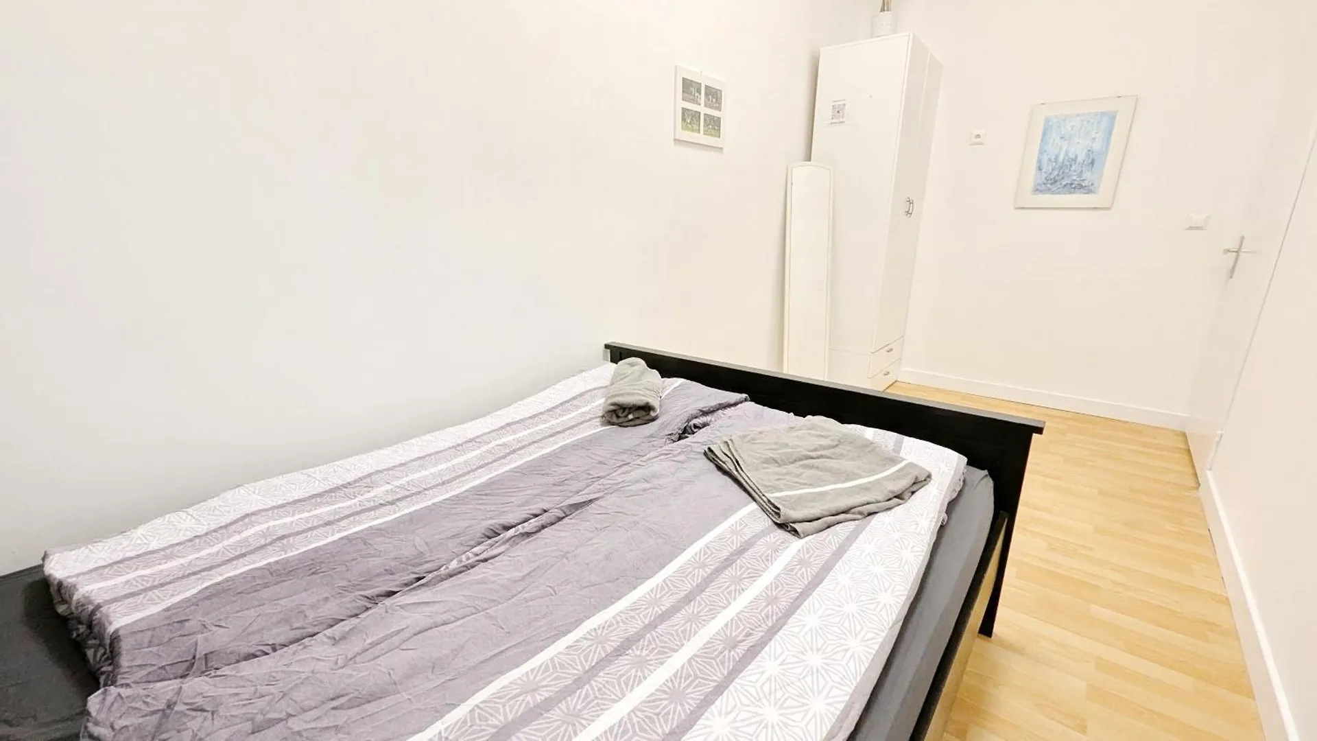 Comfortable Rooms In Lugner City Area Vienna 0*,  Austria