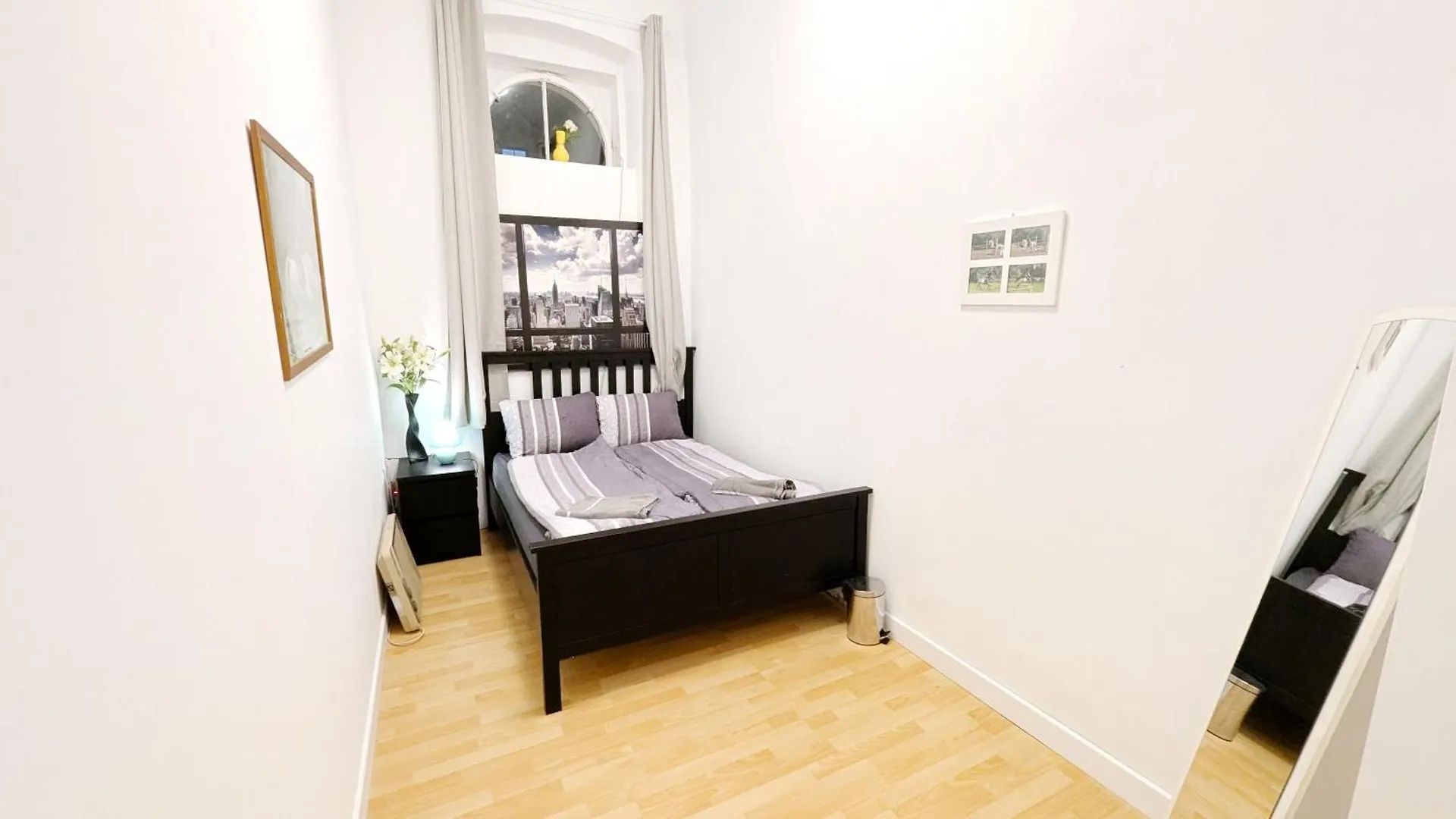 Comfortable Rooms In Lugner City Area Vienna