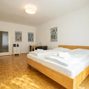  Daire Living - Stephansdom