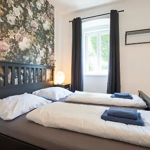 Dainn Schoenbrunn Apartmán