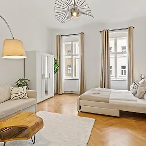  Appartamento Cozy - 4 Min U6 Josefstaedterstrasse